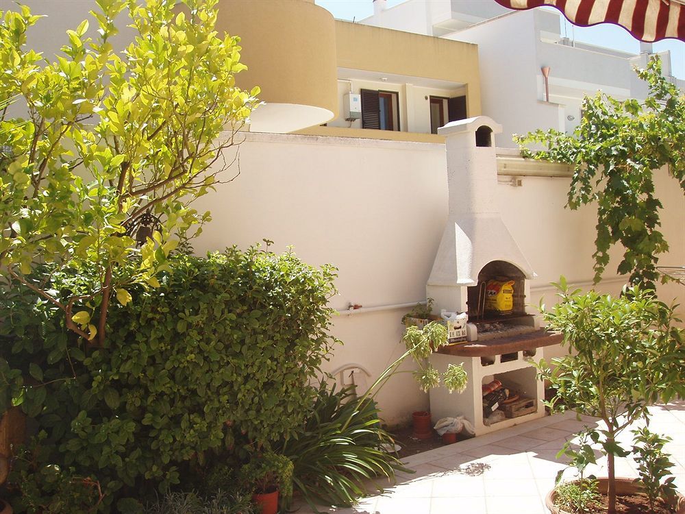 Bed and Breakfast Residenza Del Sole Surbo Экстерьер фото